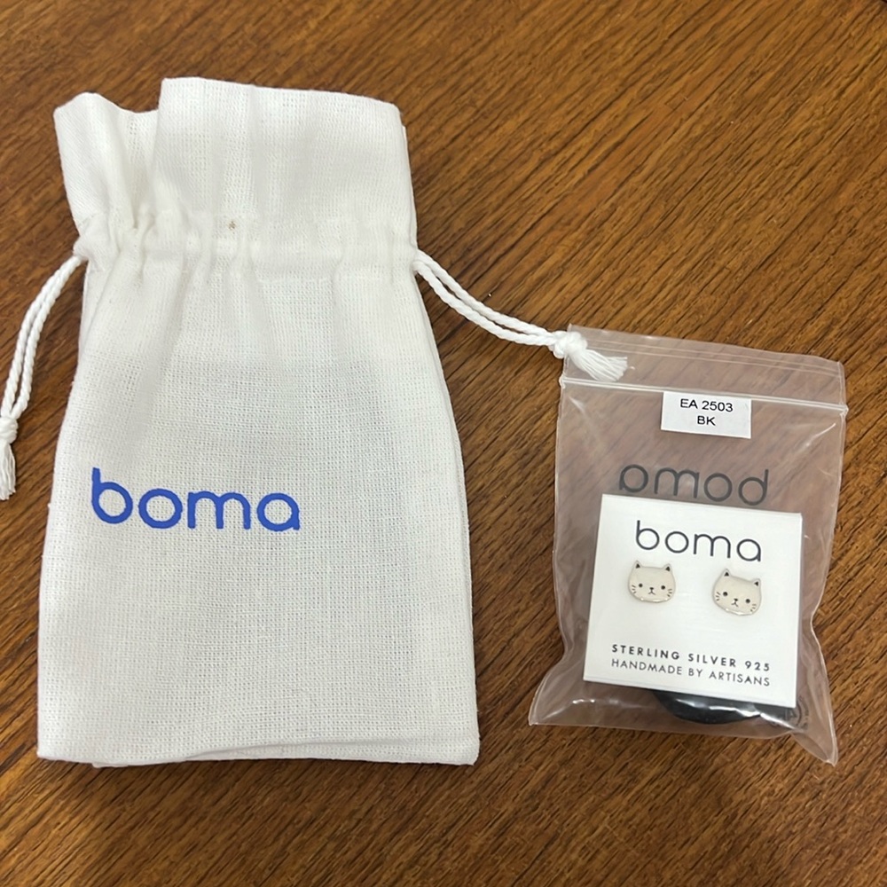 Boma Cat Earrings